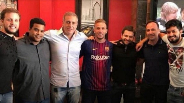 'Hàng hot' Brazil lên tiếng về thông tin gia nhập Barcelona - Bóng Đá
