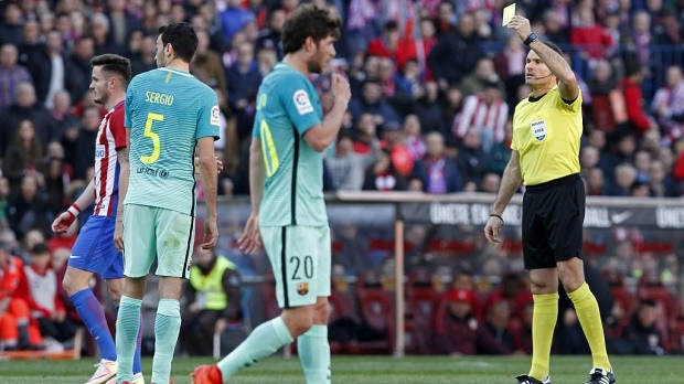 Sergio Busquets đối diện nguy cơ vắng mặt tại Siêu kinh điển - Bóng Đá