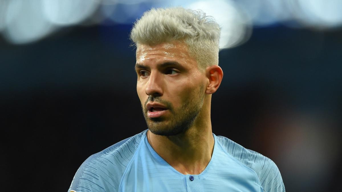 Aguero tiết lộ lý do nhuộm tóc trận MU - Bóng Đá