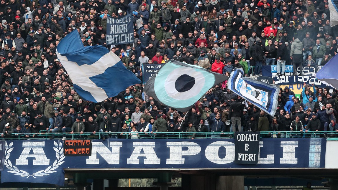 San Paolo 'buồn' vì quá vắng khán giả - Bóng Đá