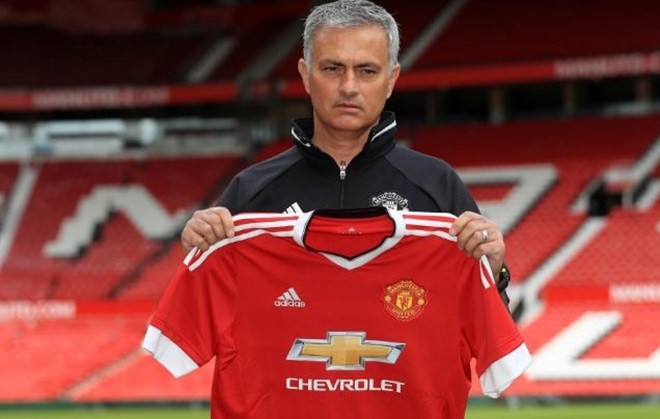 Diện mạo Mourinho thay đổi ra sau từ 