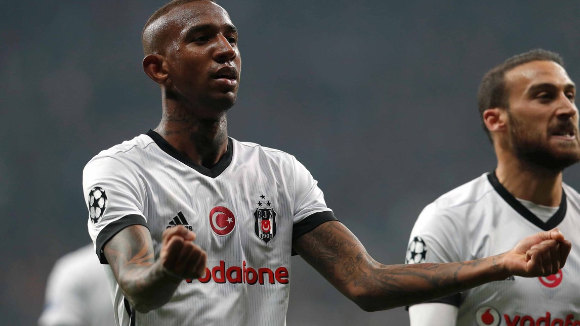 Top 10 cầu thủ trẻ 'làm mưa làm gió' năm 2017 - Bóng Đá