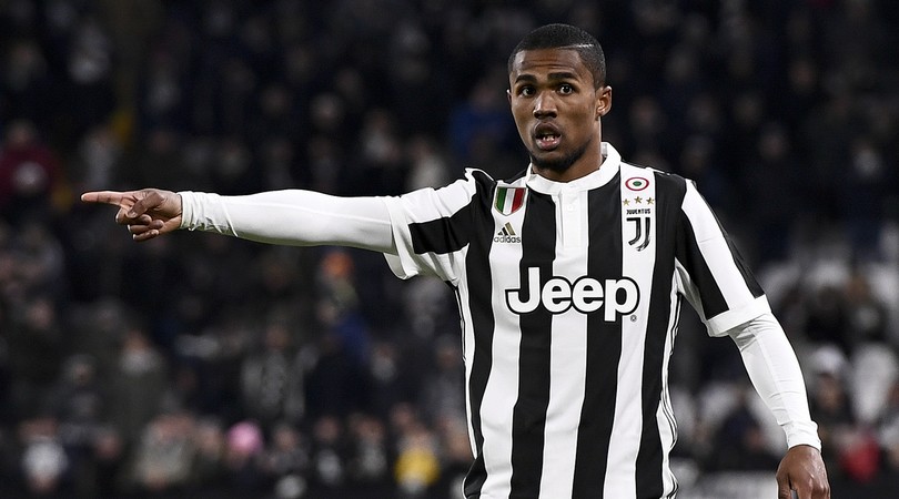 Douglas Costa: 