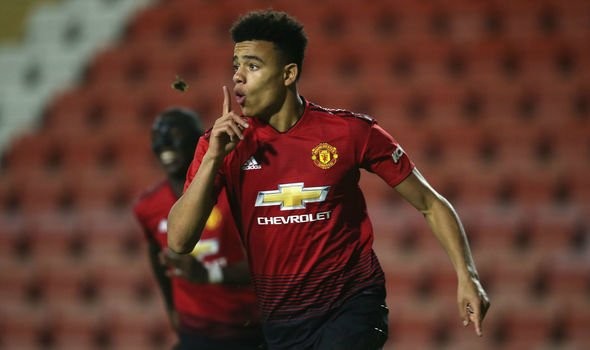 Solskjaer hứa để sao trẻ ra mắt Man Utd trong đầu năm mới - Bóng Đá