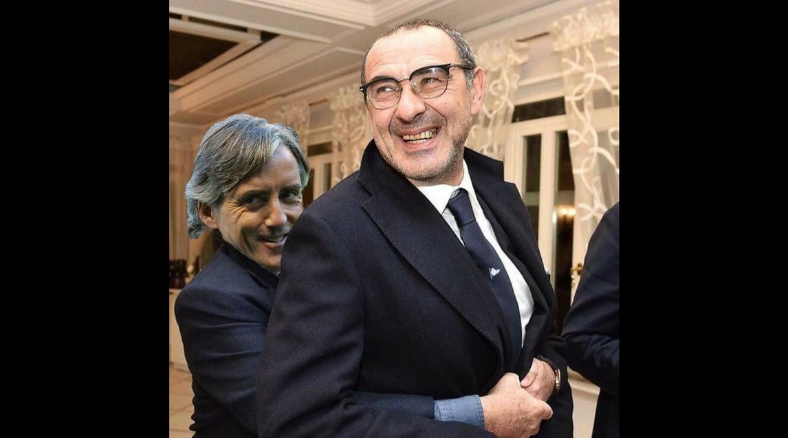 Cư dân mạng đổ xô chế cảnh ôm nồng cháy của HLV Sarri - Bóng Đá