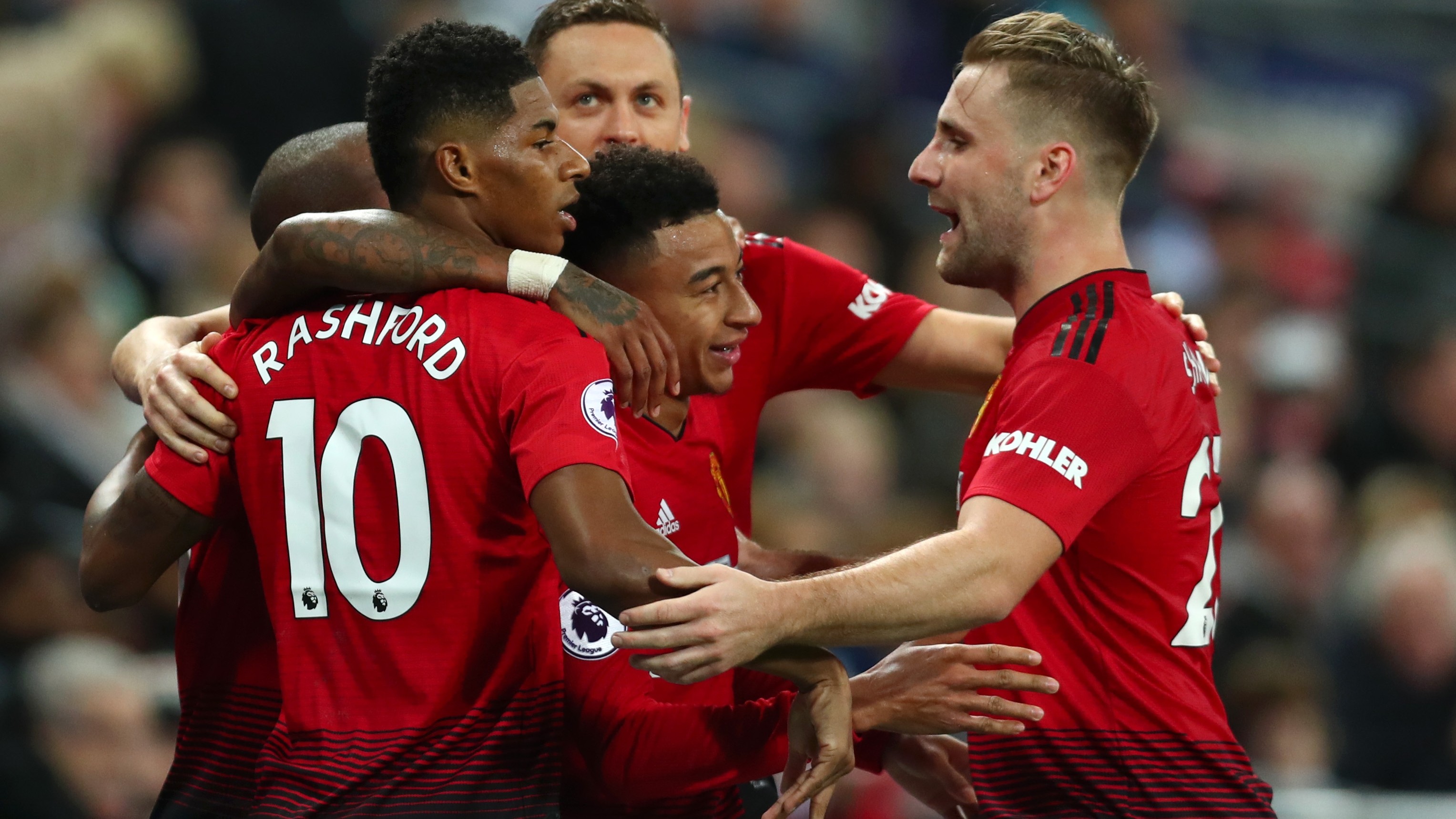 Man Utd fans may get clearest indication yet Jose Mourinho era is behind them - Bóng Đá