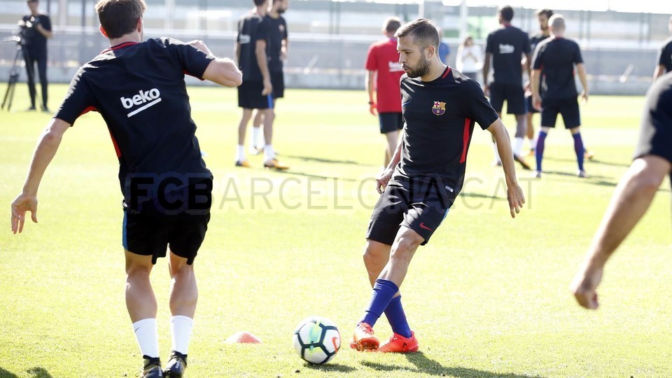 barca tập luyện - Bóng Đá