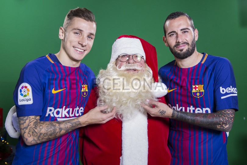 barca ăn mừng giáng sinh - Bóng Đá