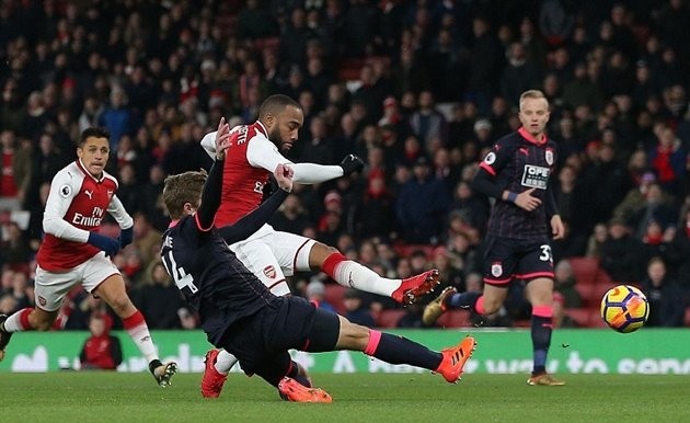 Arsenal thắng to, CĐV vẫn không vui - Bóng Đá