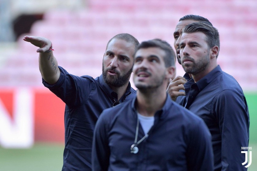 Neymar trở thành tâm điểm trước trận đại chiến với Tam sư - Bóng Đá