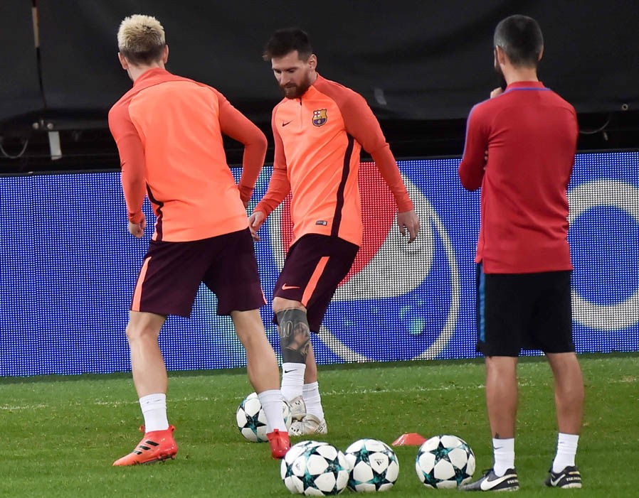 Cận cảnh Benevento ăn mfừng như thể vô địch Serie A - Bóng Đá