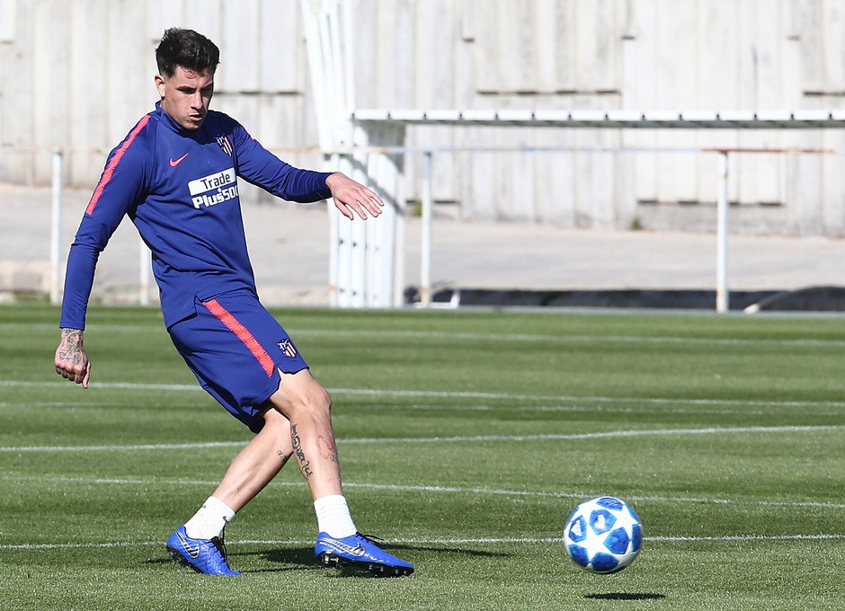 10 thống kê ấn tượng trước vòng 24 EPL - Bóng Đá