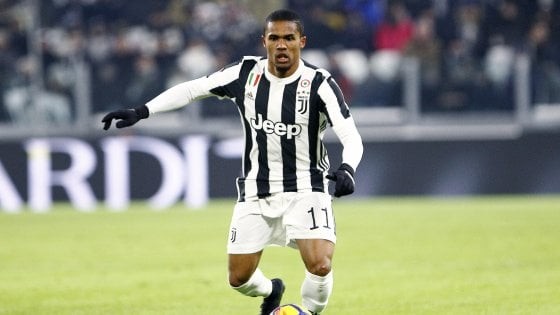 Man Utd chi 90 triệu mua Douglas Costa - Bóng Đá