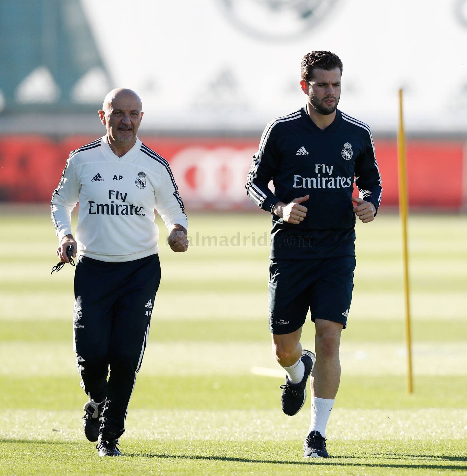 TRỰC TIẾP U23 Việt Nam 0-0 U23 Uzbekistan: Công Phượng thử vận may (H1) - Bóng Đá