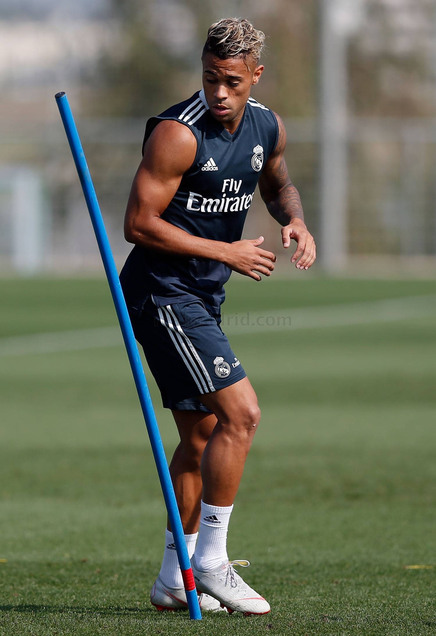 Xuất hiện điềm gỡ khiến CĐV Juventus lo âu trước cuộc thư hùng với Man Utd - Bóng Đá