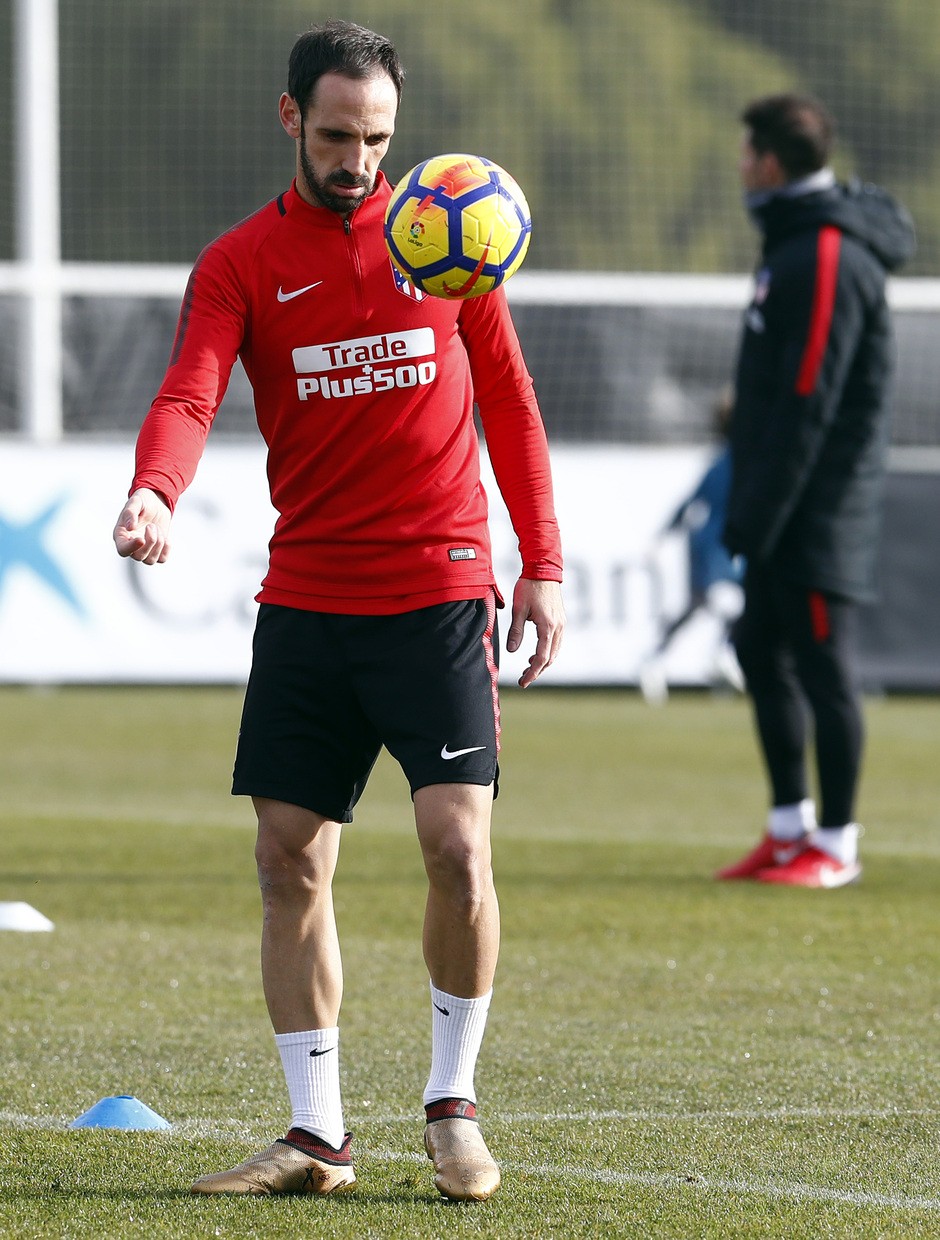 Man Utd thất bại nhưng Mourinho không sai - Bóng Đá