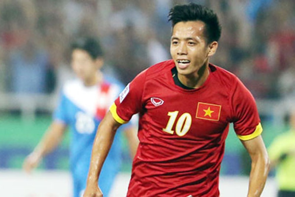 Đội trưởng Văn Quyết nói gì trước trận ra quân tại AFF Cup? - Bóng Đá