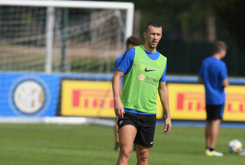 Inter tập luyện - Bóng Đá