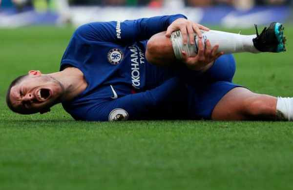 Mặc đối phương chơi xấu, Hazard 'không thể dừng lại' - Bóng Đá