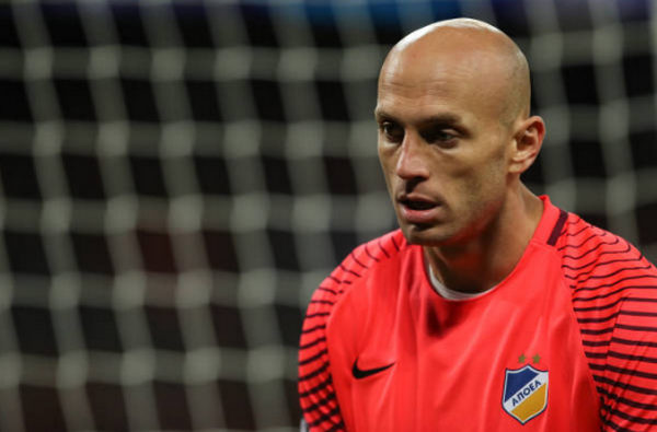 Thủ môn APOEL thất thần vì Tottenham quá 'khủng khiếp' - Bóng Đá