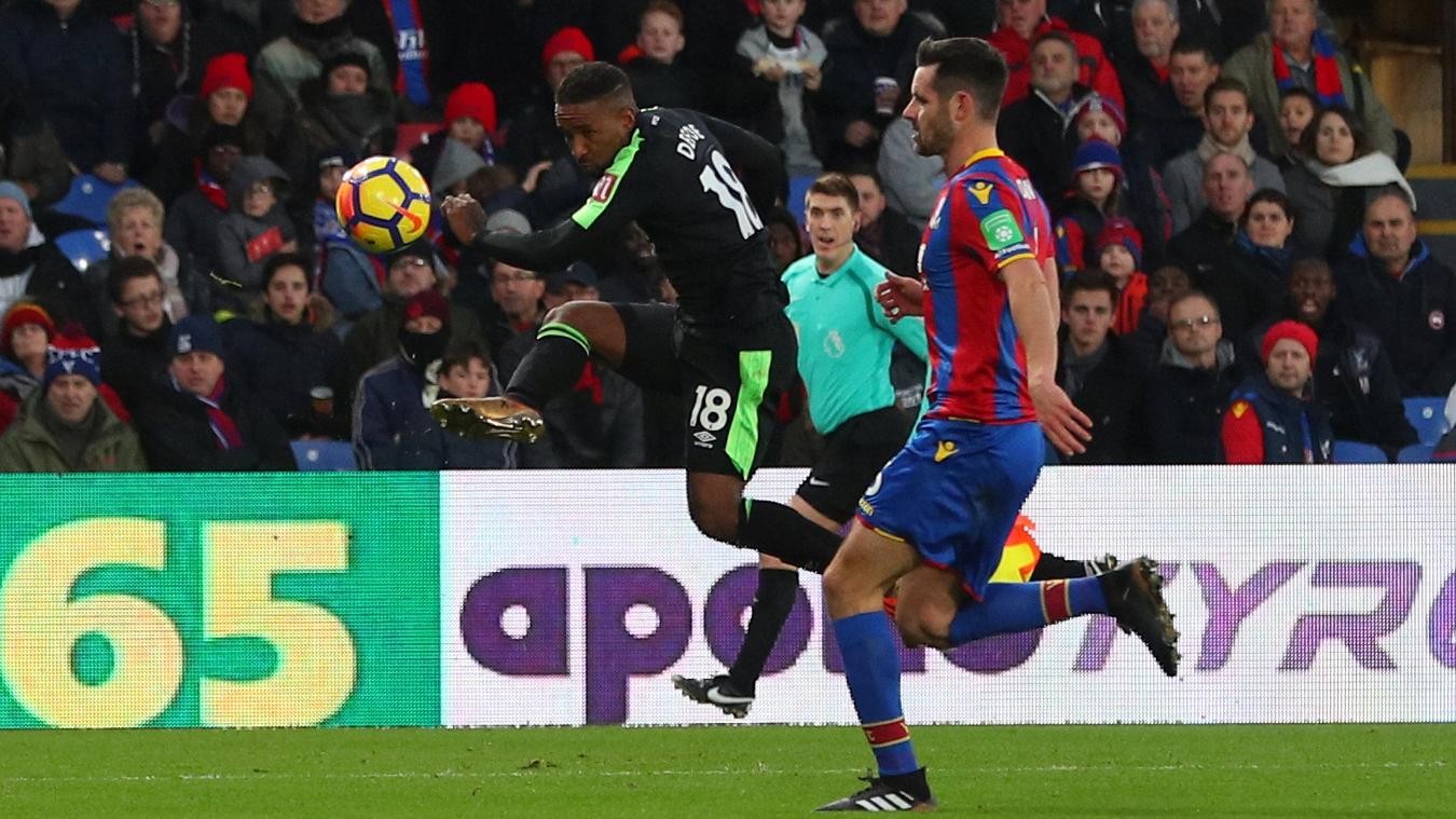 10 thống kê đáng chú ý trước vòng 17 Ngoại hạng Anh: Kỷ lục 15 năm chờ Man City - Bóng Đá