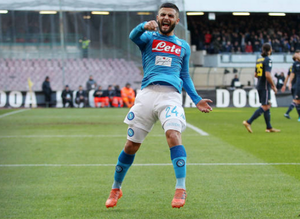 Lội 'dòng nước ngược', Napoli giữ vững ngôi đầu - Bóng Đá