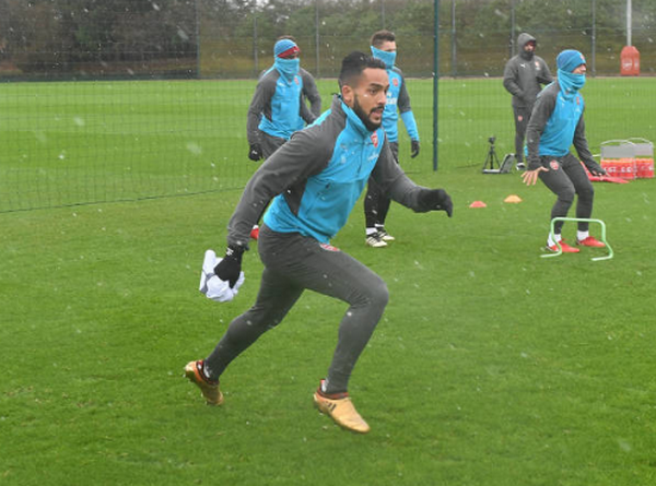 Arsenal tập luyện - Bóng Đá