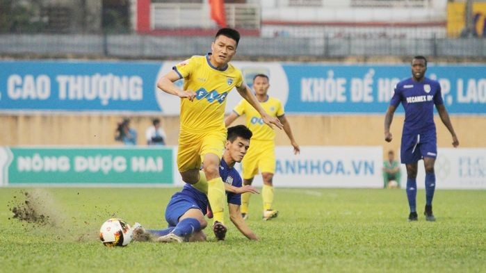 17h00 ngày 15/10, B. Bình Dương và FLC Thanh Hóa: Chiếc cúp cho đội tham vọng - Bóng Đá