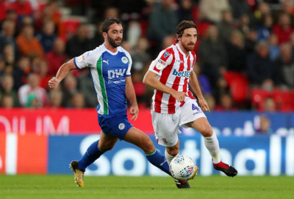 Vừa xuống hạng Premier League, The Potter liên tiếp sấp mặt tại Championships - Bóng Đá