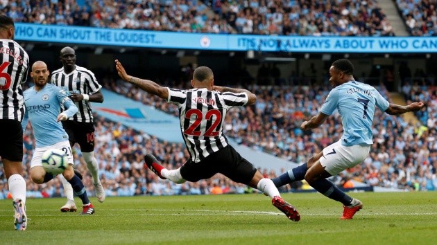 Thống kê vòng 4 Premier League: Ong bắp cày 'hạ sát' Gà trống - Bóng Đá