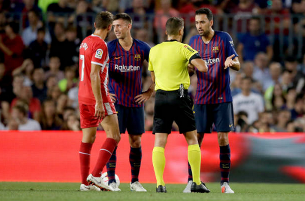 Đứt mạch toàn thắng, Messi 'hỏi tội' người này đầu tiên - Bóng Đá