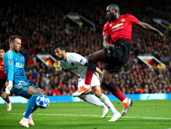 Mourinho tự dự đoán tương lai bản thân sau trận hòa Valencia? - Bóng Đá