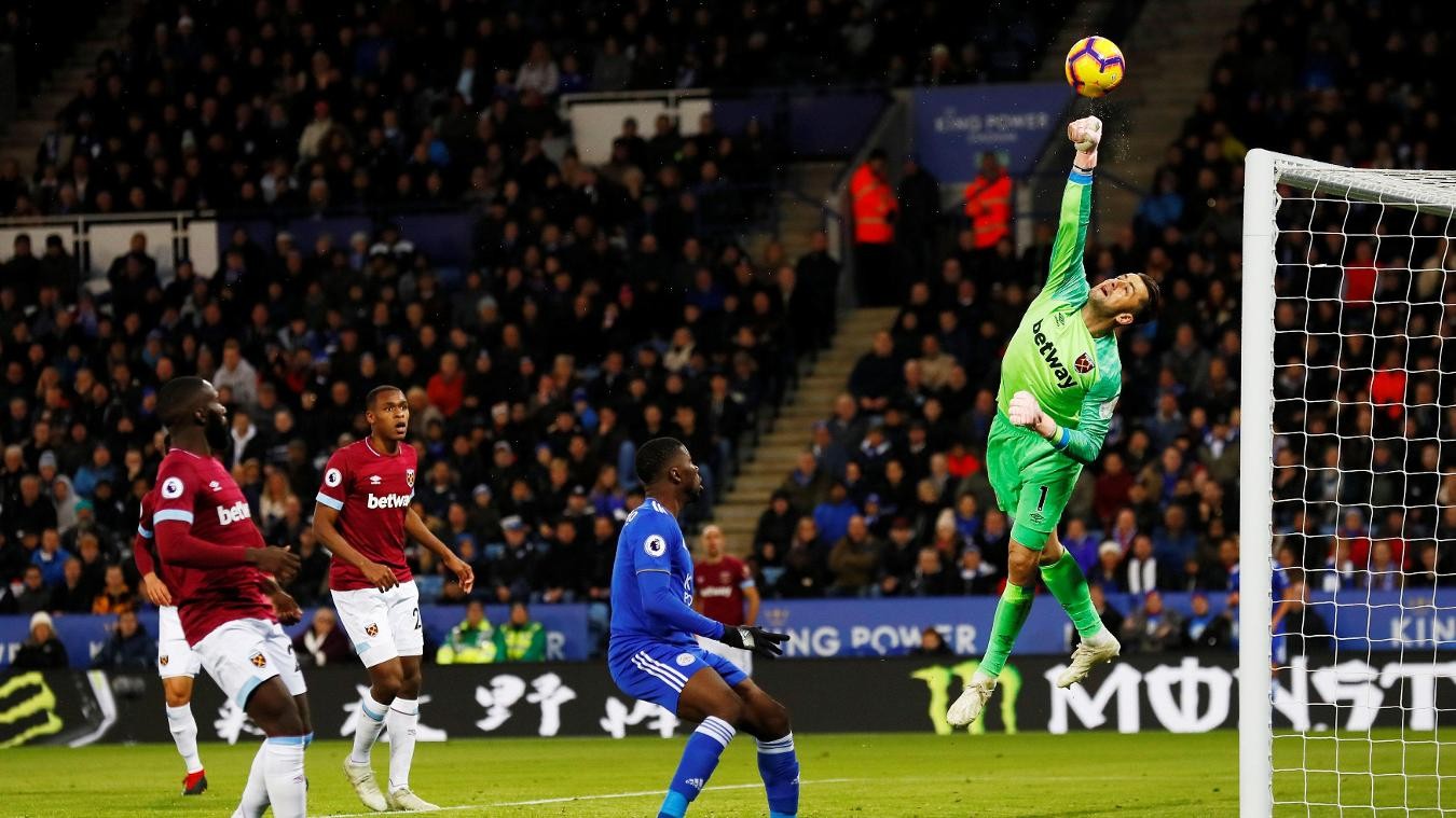 10 khoảnh khắc ấn tượng nhất vòng 10 Premier League - Bóng Đá