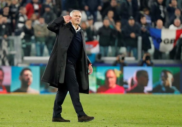 Dybala nói gì với Mourinho sau trận thua - Bóng Đá