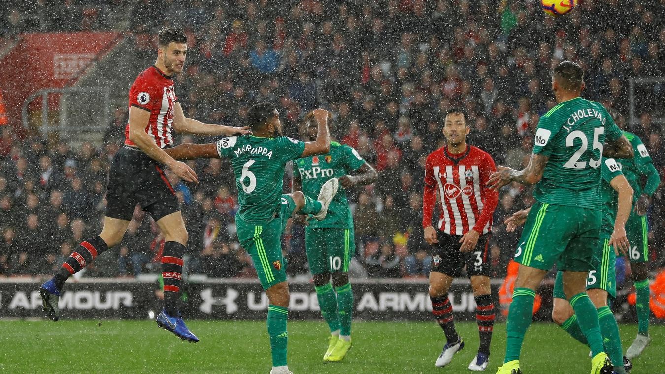 10 khoảnh khắc ấn tượng nhất vòng 12 Premier League - Bóng Đá