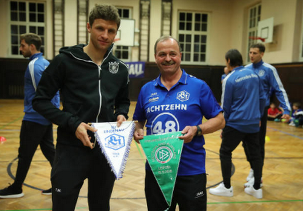 Đức tập luyện - Bóng Đá