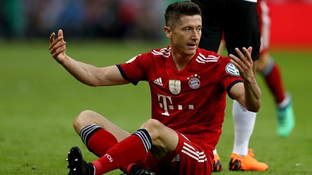 Lewandowski xác nhận từ chối một loạt CLB - Bóng Đá