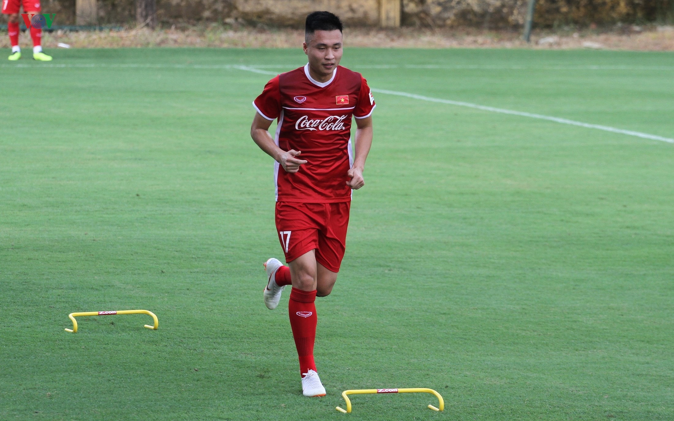 Tân binh ĐT Việt Nam đầu quân cho cựu vương V-League - Bóng Đá