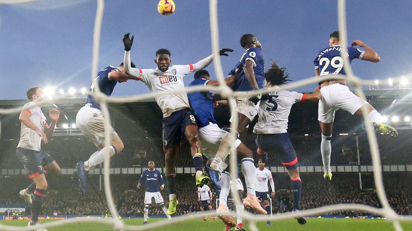 10 khoảnh khắc ấn tượng nhất vòng 22 Premier League - Bóng Đá