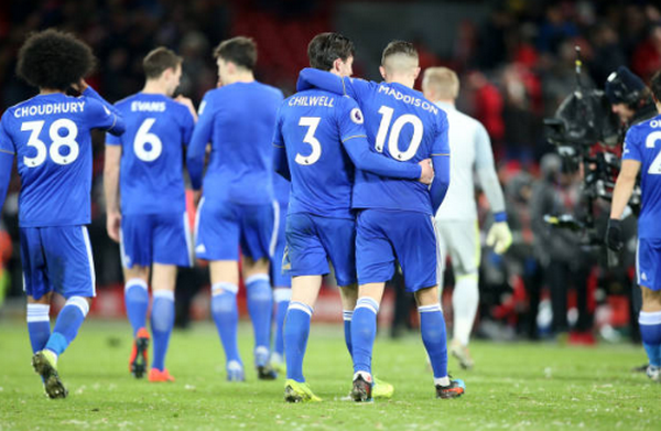 Không có Alisson, Roberto Firmino đã thành tội đồ - Bóng Đá