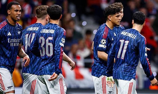 Arsenal cầm hòa Atletico Madrid trên đất Tây Ban Nha.