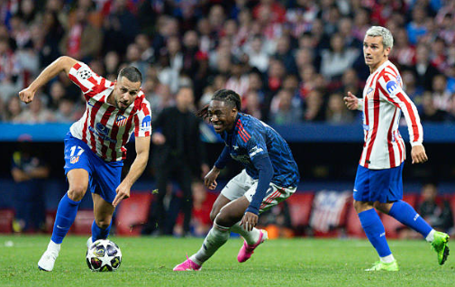 David Hancko (6.2): Cầu thủ gây thất vọng nhất bên phía Atletico. Dù có những pha kéo bóng tấn công khá ấn tượng, nhưng sai lầm tai hại dẫn đến quả phạt đền trong hiệp một đã che mờ tất cả. Hancko may mắn không phải nhận thêm một quả phạt đền khác sau khi VAR can thiệp vào cuối trận.