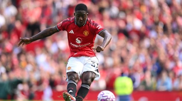 Mainoo ký hợp đồng dài hạn với MU.