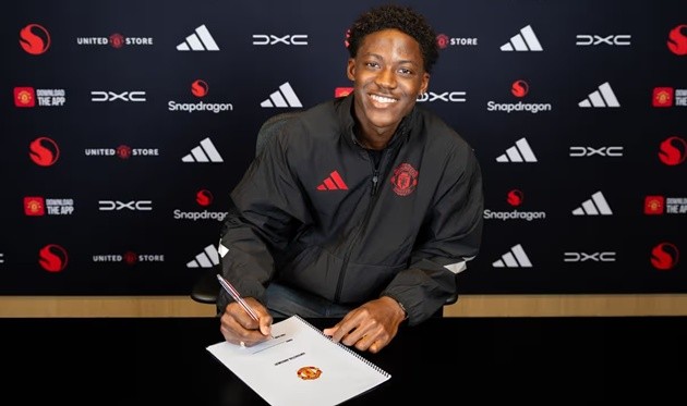 Ngôi sao người Anh quyết ở lại Man Utd