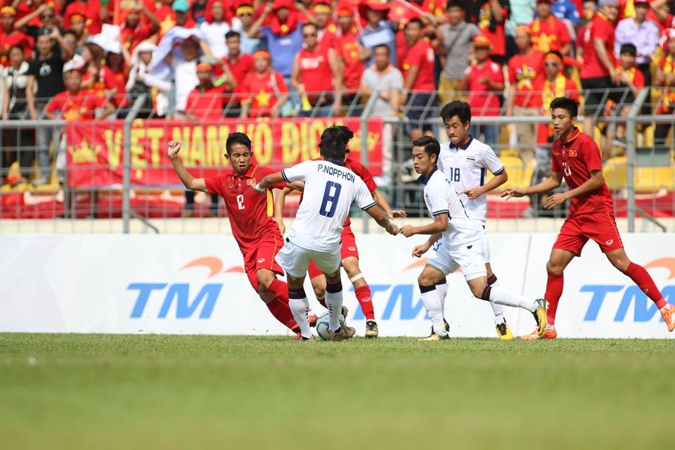 TRỰC TIẾP U22 Việt Nam vs U22 Thái Lan: Giằng co - Bóng Đá