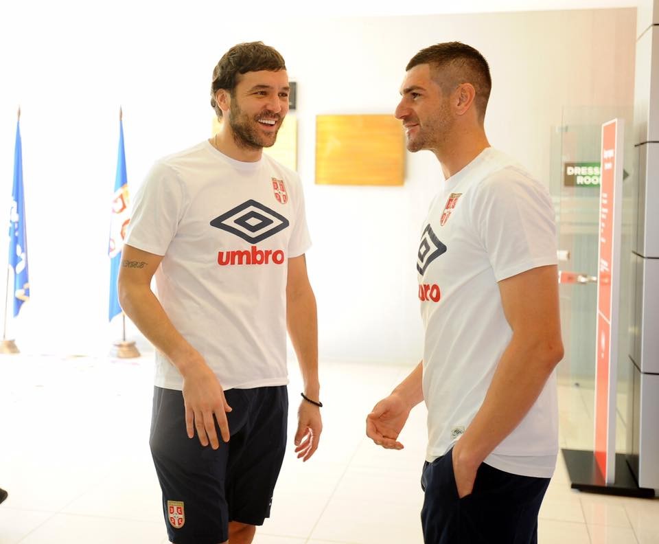 Matic hội ngộ đồng đội cũ tại Serbia - Bóng Đá