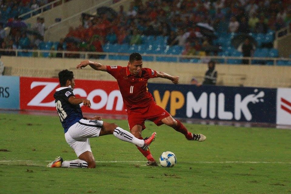 TRỰC TIẾP: Việt Nam 1-0 Campuchia: Bỏ lỡ nhiều cơ hội (Hết hiệp một) - Bóng Đá