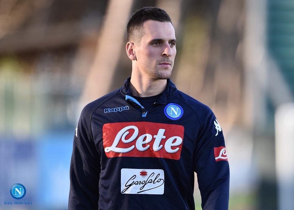 Bị loại, sao Italia mặt 'buồn hiu' tại CLB - Bóng Đá