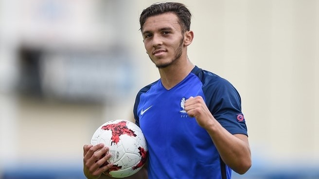 60 cầu thủ sinh năm 2000 xuất sắc nhất (Phần 4): Tiền đạo Chelsea, Tottenham theo đuổi - Bóng Đá