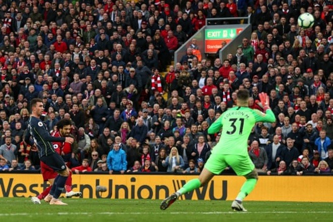 Mohamed Salah: Chiếc siêu xe thiếu động cơ - Bóng Đá